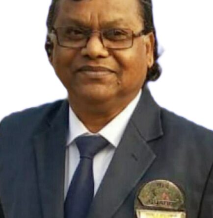 रविकांत जाधव रेल्वेची 41 वर्षे सेवा करुन सेवानिवृत्त ;