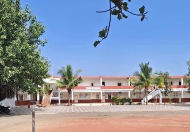 राष्ट्रीय विज्ञान दिनानिमित्त आदर्श माध्यमिक विद्यालयात विविध कार्यक्रमांचे आयोजन